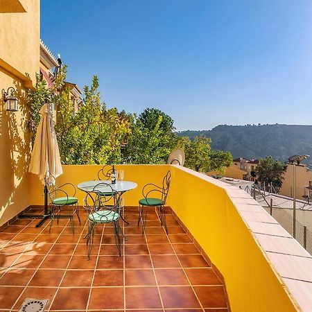 3 Bedroom Stunning Home In Cenes De La Vega Esterno foto