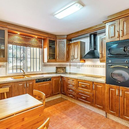 3 Bedroom Stunning Home In Cenes De La Vega Esterno foto