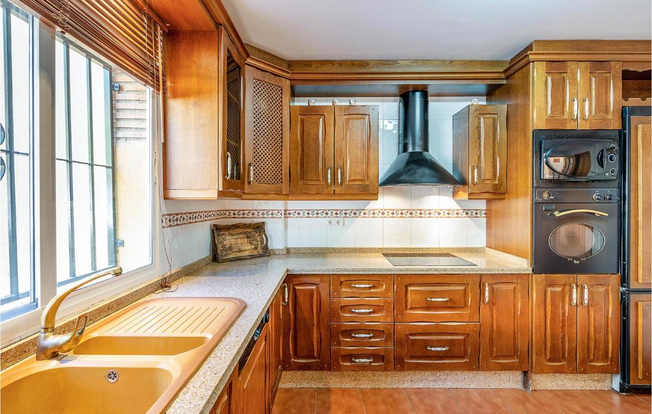 3 Bedroom Stunning Home In Cenes De La Vega Esterno foto